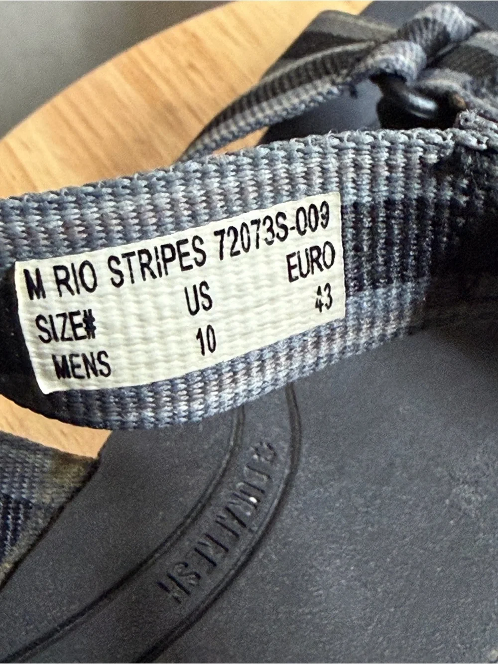 Bogs Men’s Rio stripes sandals